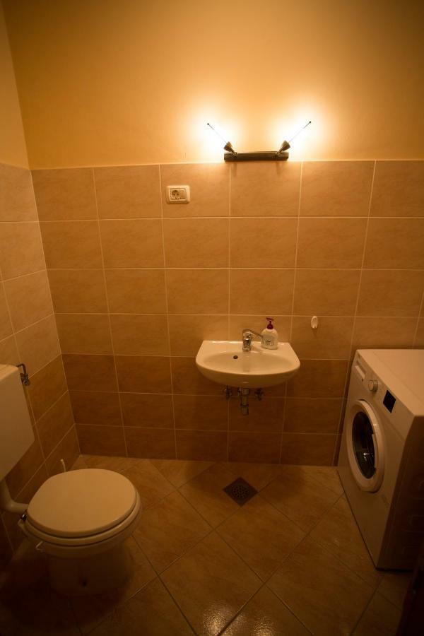 Tunia Appartement Strunjan Buitenkant foto